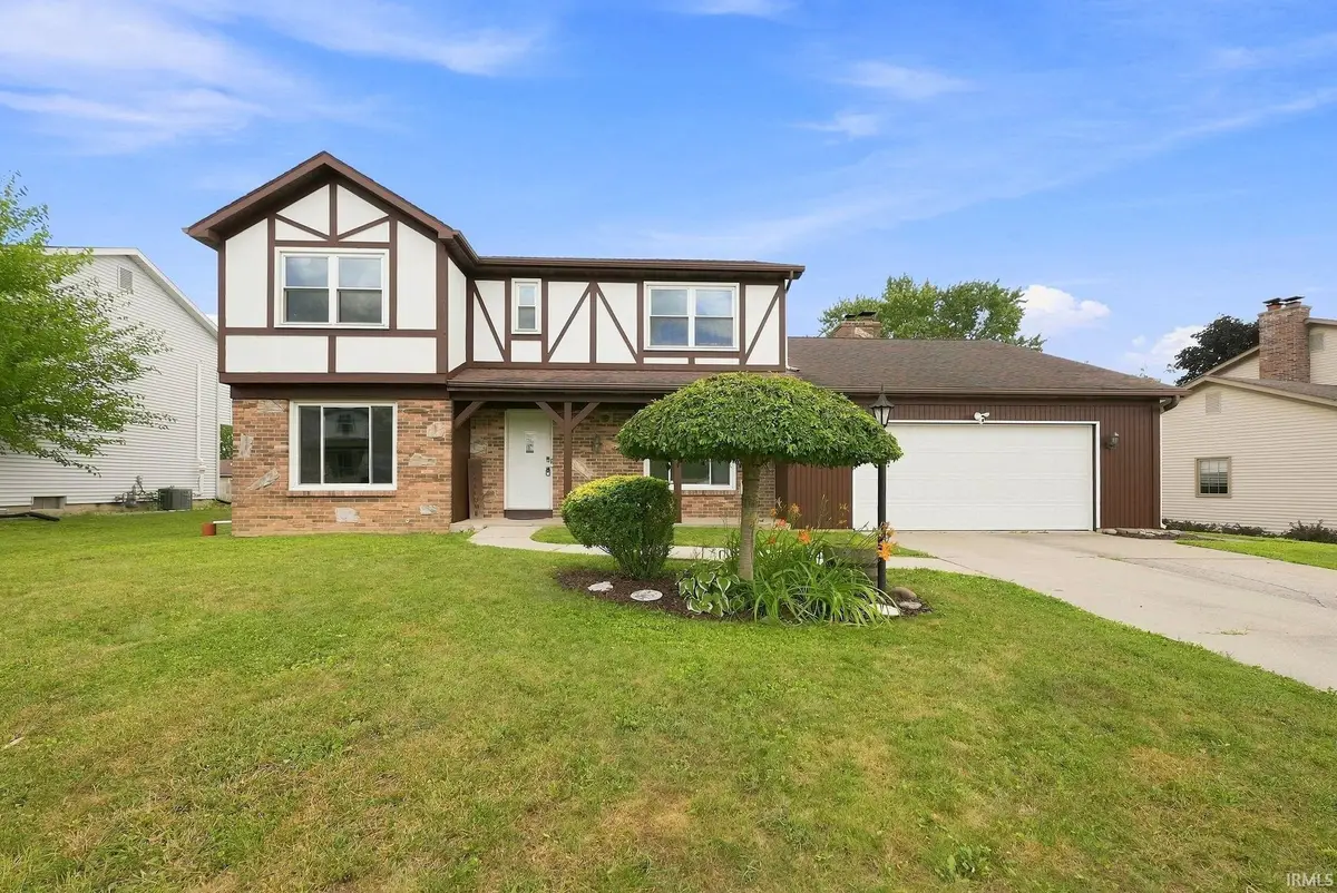 5724 Lancashire Court, Fort Wayne, IN 46825 - #1
