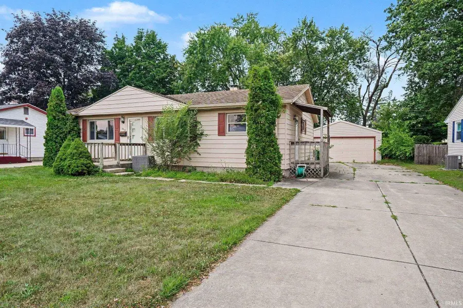 1517 Crestwood Boulevard, South Bend, IN 46635 - #2