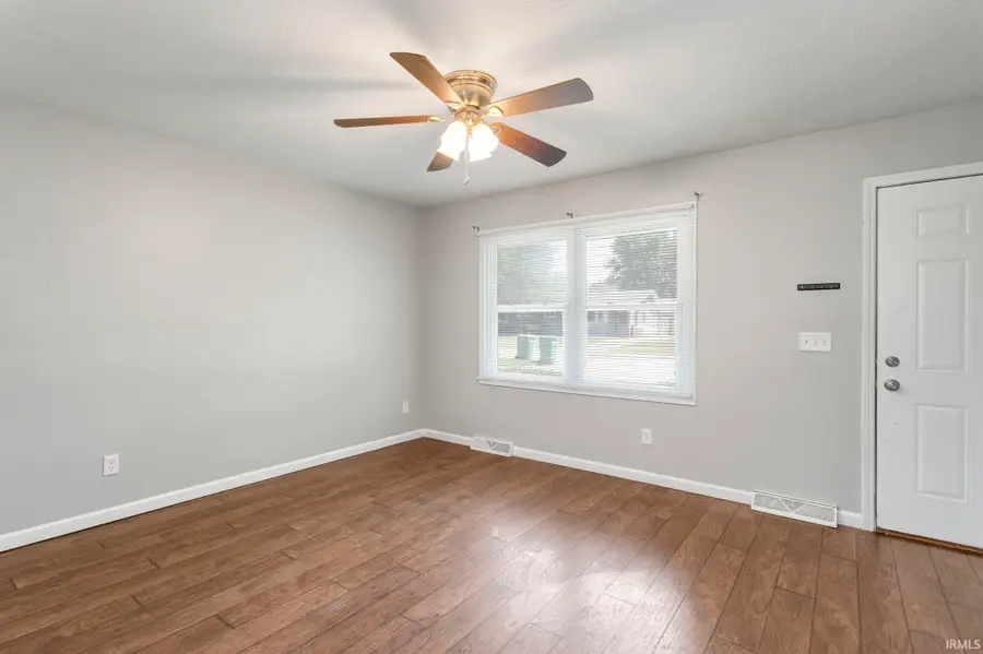 307 N Walnut Street, Mishawaka, IN 46544 - #3