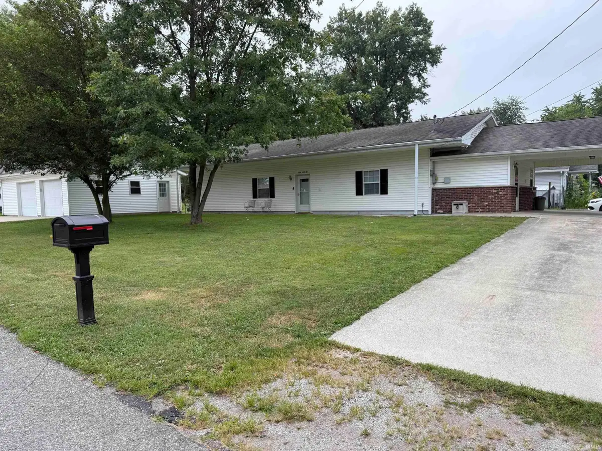 1122 C St Nw, Linton, IN 47441 - #1
