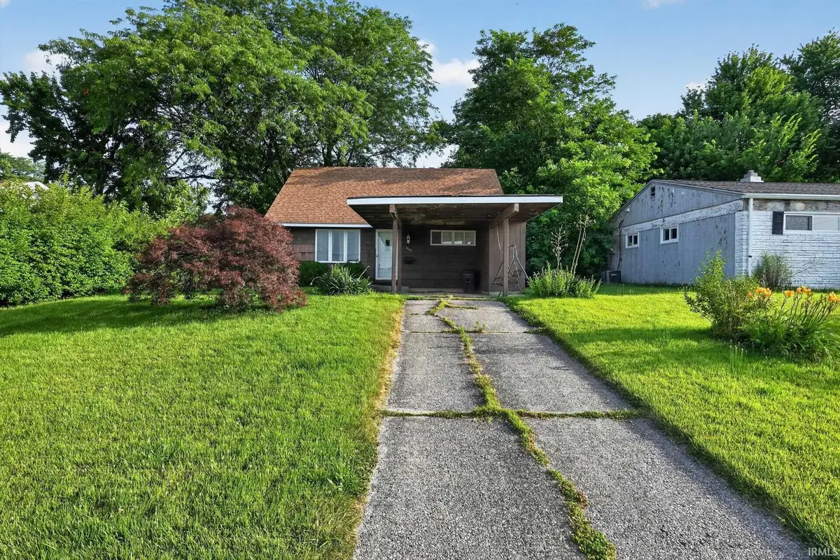 1147 Alpine Drive, South Bend, IN 46614 - #1