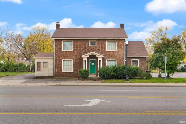 1302 E 10th Street, Jeffersonville, IN 47130