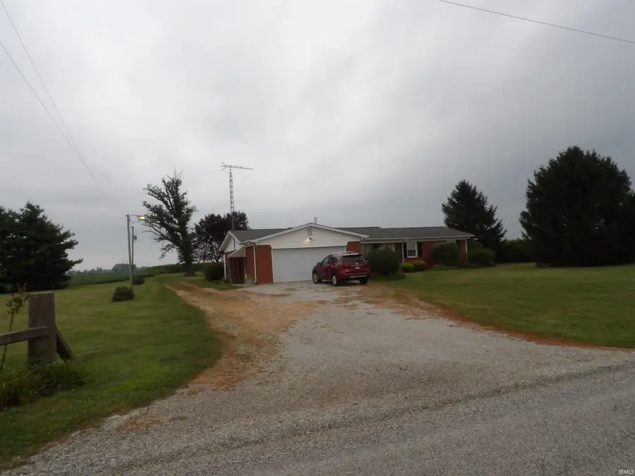 5748 S 700 East Road, Walton, IN 46994 - #2