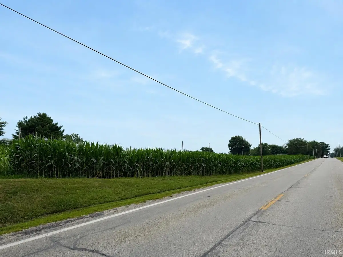 188-504 W 352 Road, Huntington, IN 46750 - #1