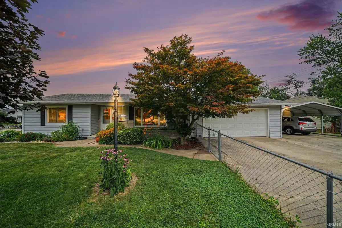 2720 Ewing Avenue, Mishawaka, IN 46544 - #1