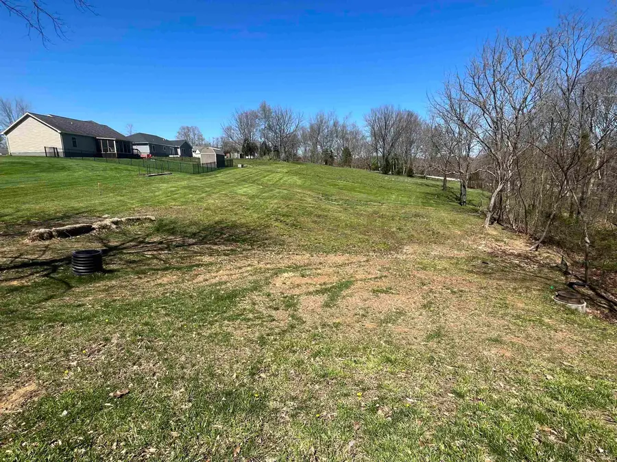 548 S Comet Lane, Santa Claus, IN 47579 - #2