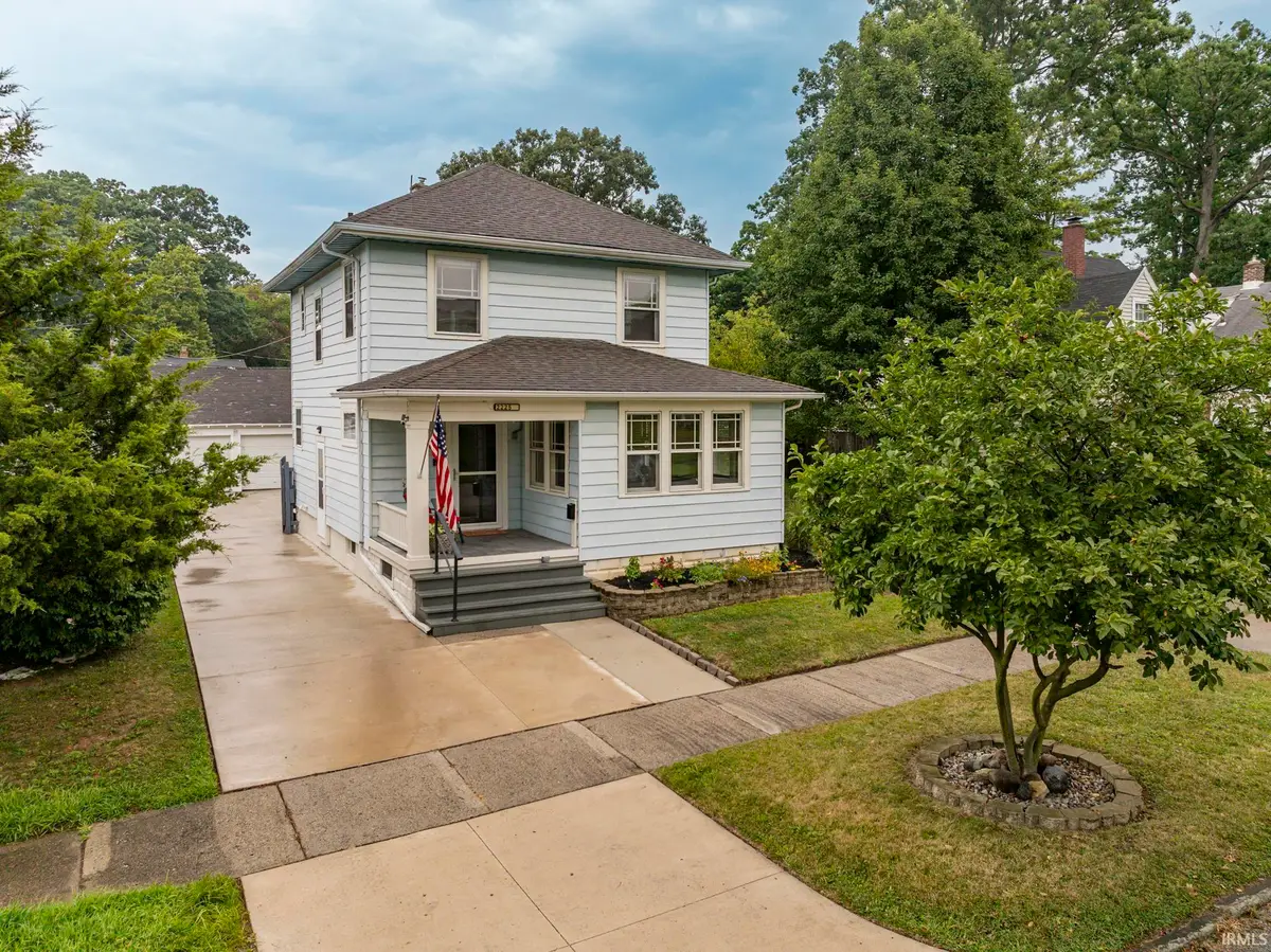 2225 Curdes Avenue, Fort Wayne, IN 46805 - #1