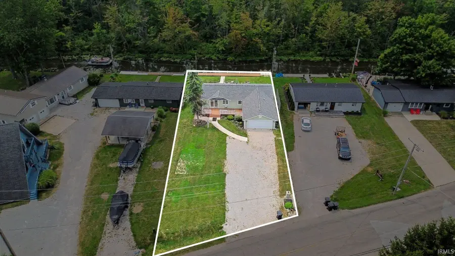 11397 N East Wawasee Drive, Syracuse, IN 46567 - #2