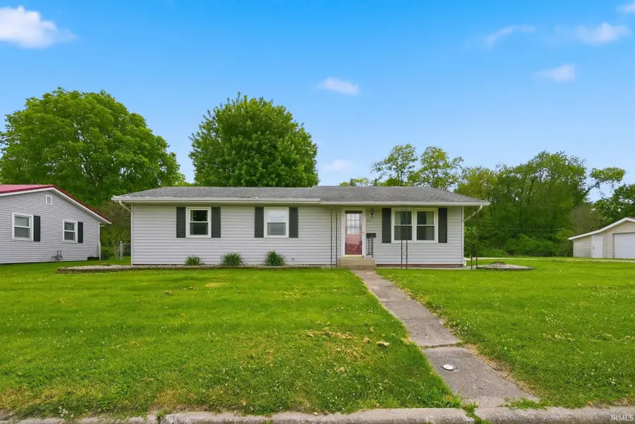 711 W 2nd St, Ligonier, IN 46767 - #2