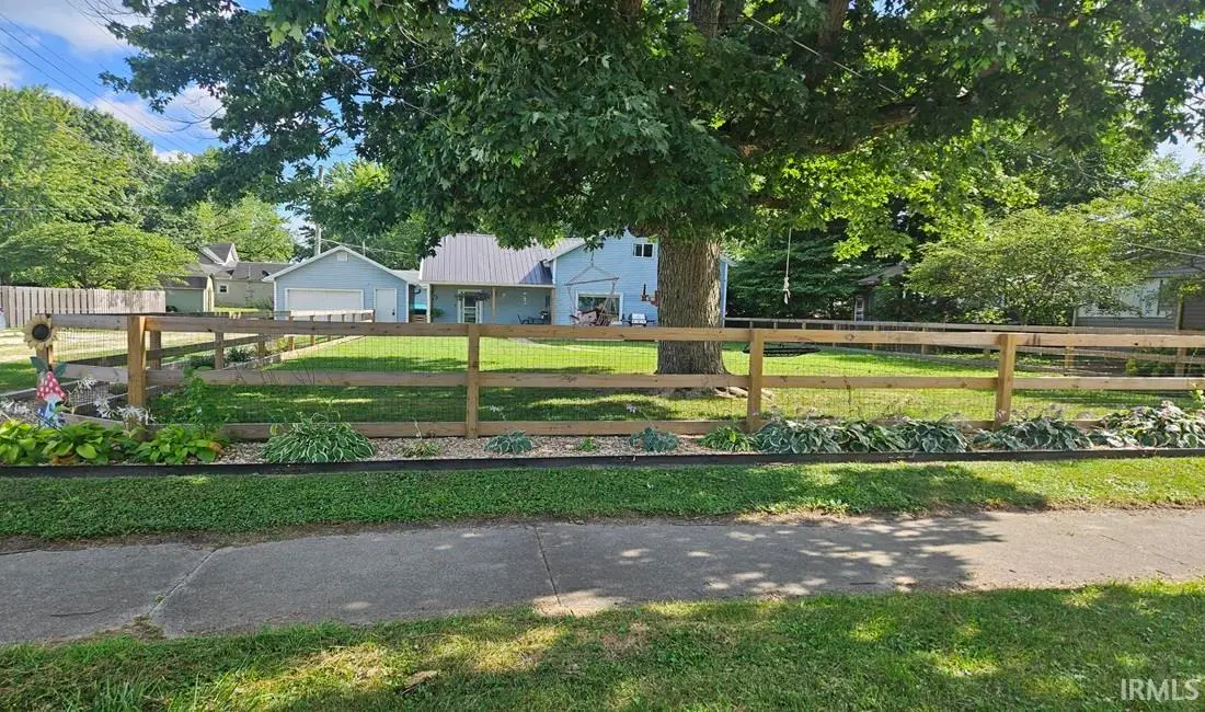 605 E Jackson Street, Flora, IN 46929 - #1