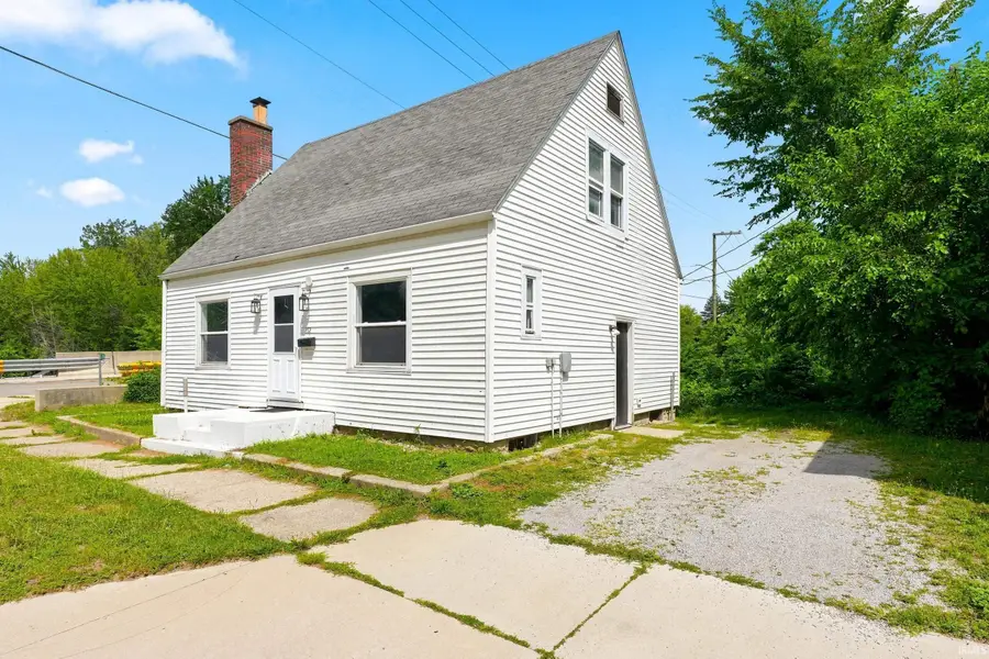 212 W Lincolnway Road, Ligonier, IN 46767 - #2