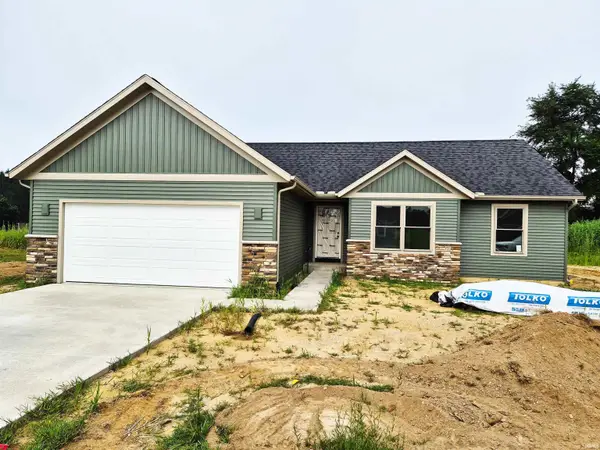 425 N Eastfield Circle, Milford, IN 46526
