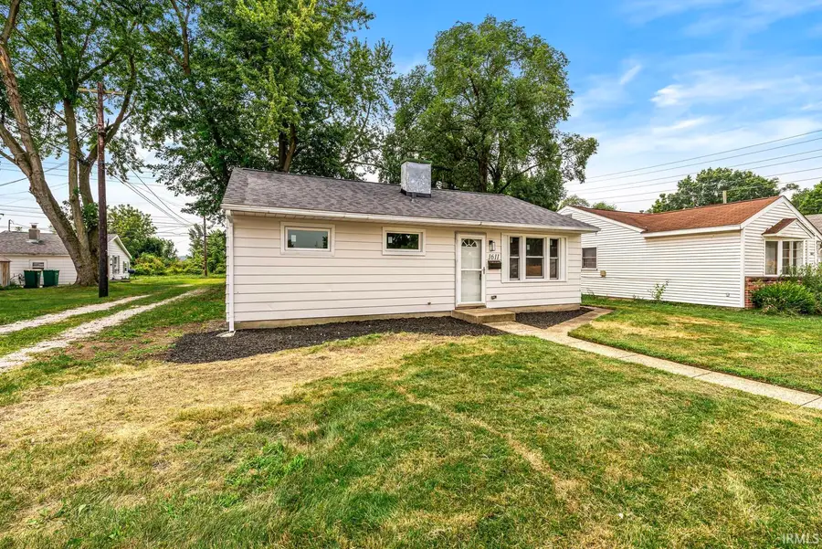 1611 E 4th Street, Mishawaka, IN 46544 - #3
