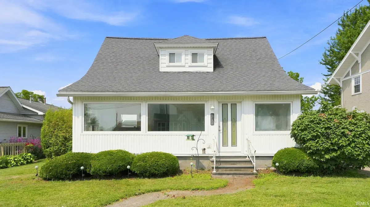 312 S Jefferson Street, Ossian, IN 46777 - #1