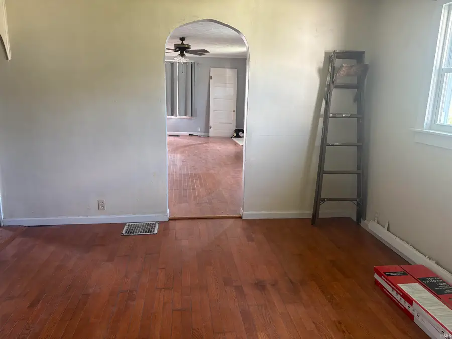 1034 S Indiana Avenue, Kokomo, IN 46902 - #3
