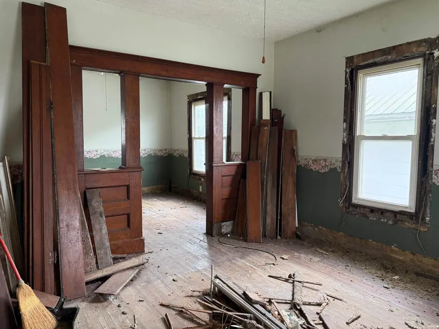 1222 9th St, Bedford, IN 47421 - #3