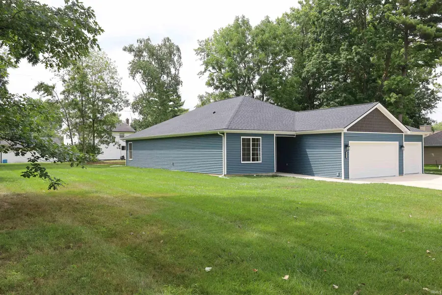 4006 Woodhill Drive, Fort Wayne, IN 46804 - #2