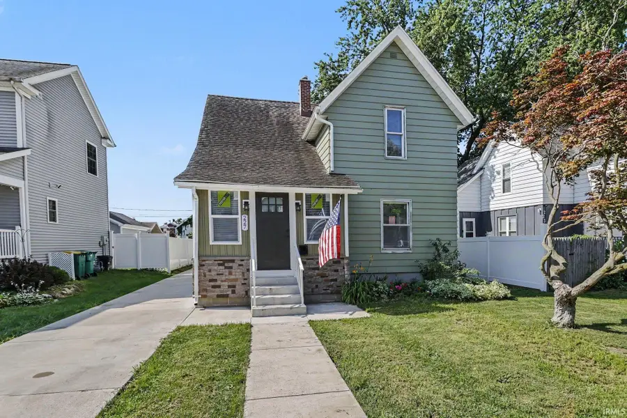 227 E 9th Street, Mishawaka, IN 46544 - #3