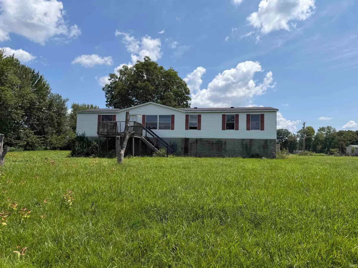 923 N Walnut Street, Grandview, IN 47615 - #1