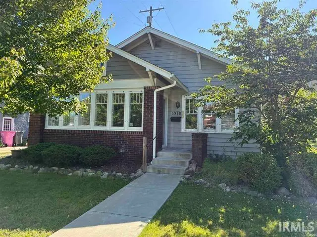 1018 S 7th Street, Goshen, IN 46526 - #1