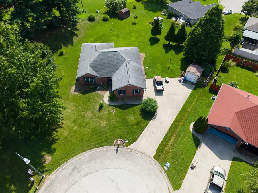 1906 N Windsor Court, Huntingburg, IN 47542 - #3