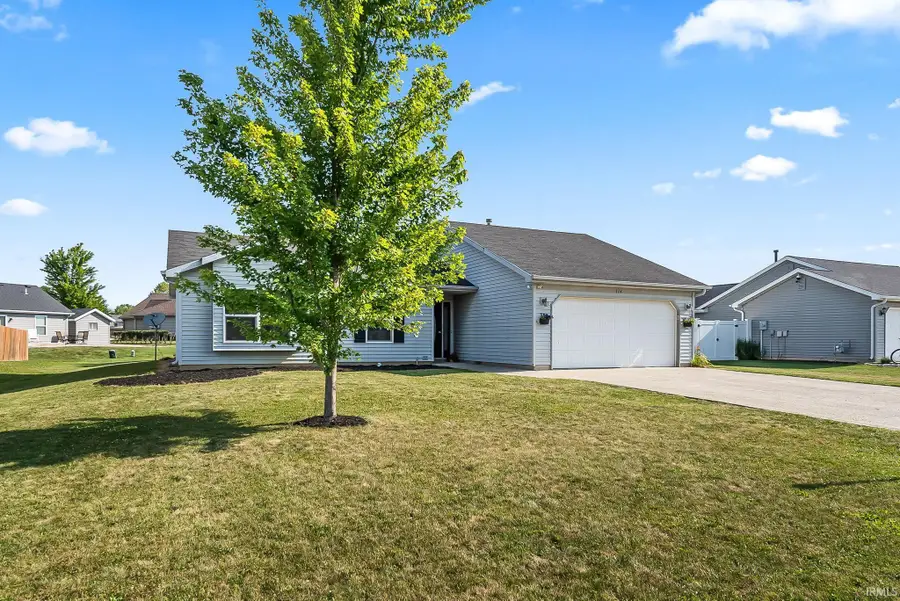 914 Meadow Way, Churubusco, IN 46723 - #2
