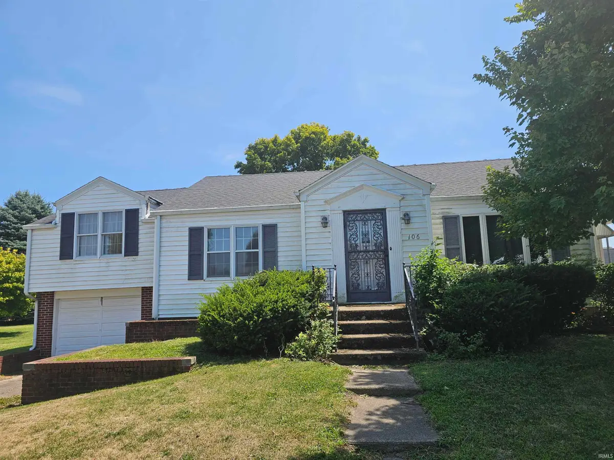 106 E Beckley Street, Royal Center, IN 46978 - #1