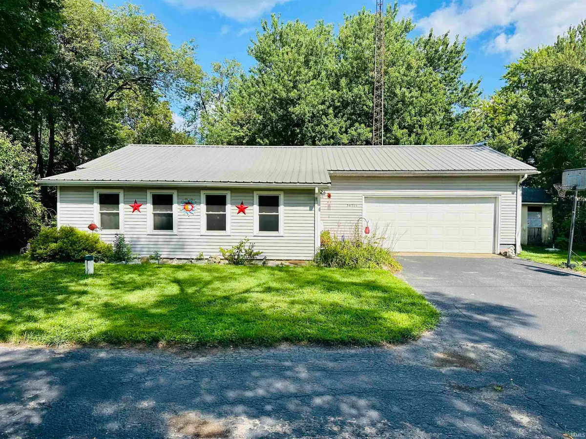 3634 E Conwell Drive, Monticello, IN 47960 - #1