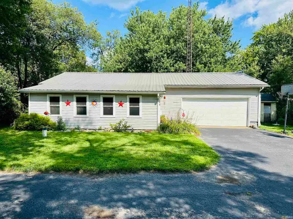 3634 E Conwell Drive, Monticello, IN 47960