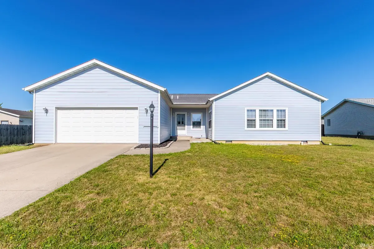1004 N Lee Street, Garrett, IN 46738 - #1