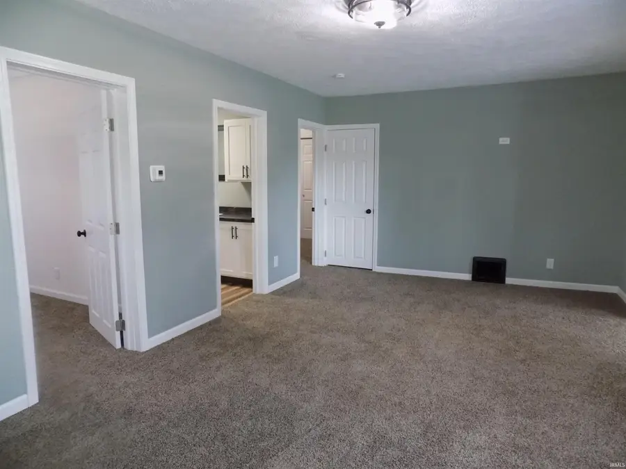 57932 Roys Avenue, Elkhart, IN 46517 - #3