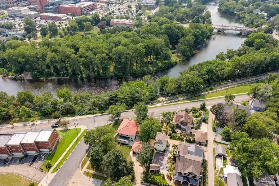 315 Corby Boulevard, South Bend, IN 46617 - #3