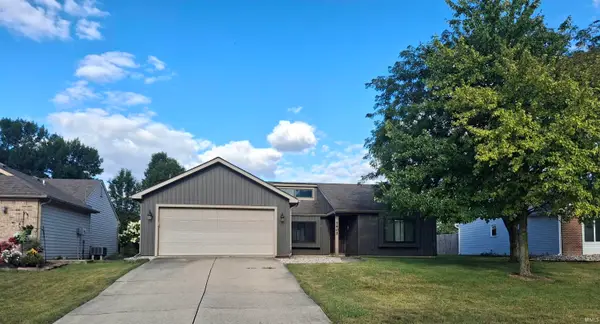 1402 Misty River Drive, Fort Wayne, IN 46808