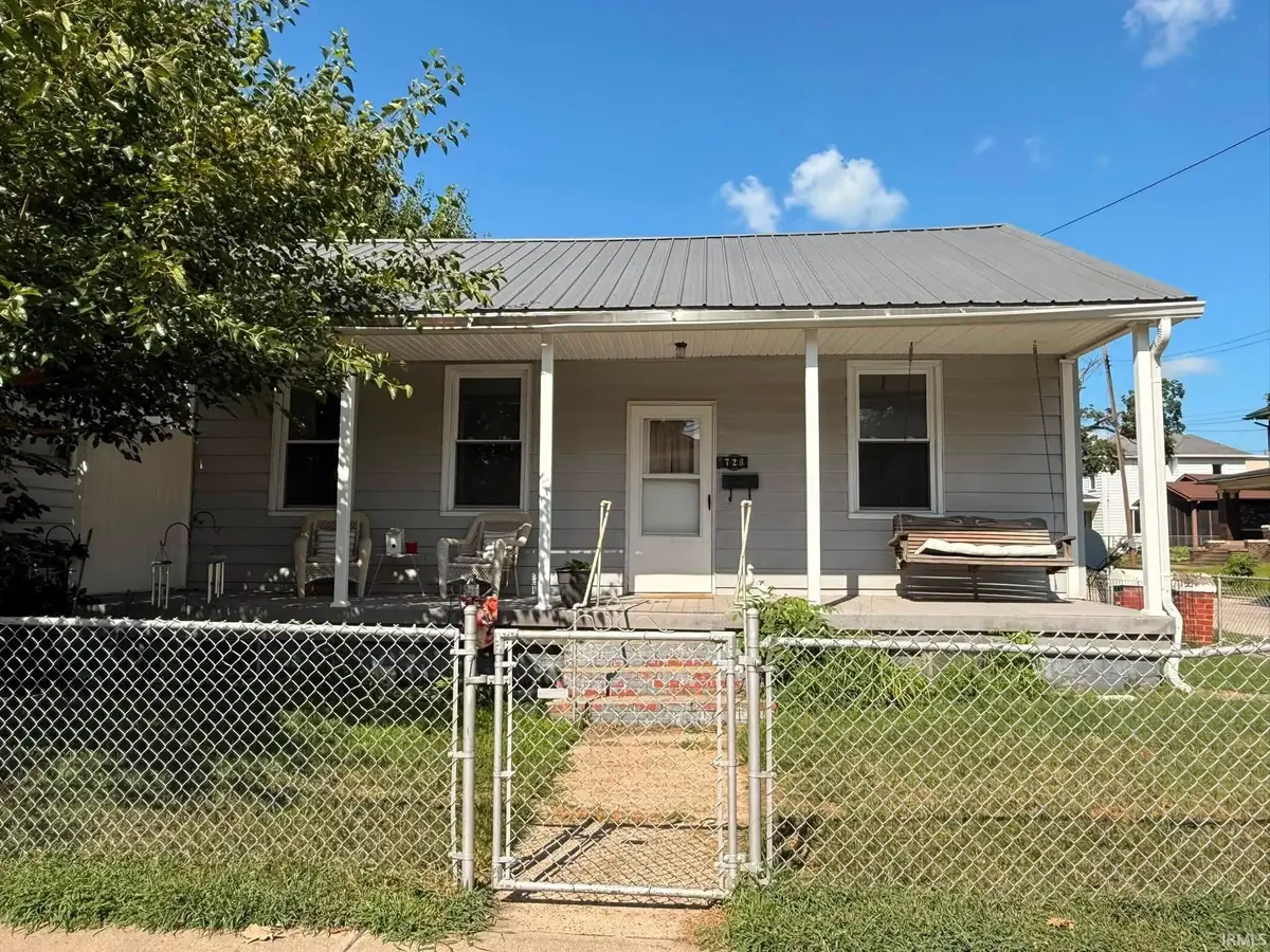 728 Church Street, Vincennes, IN 47591 - #1