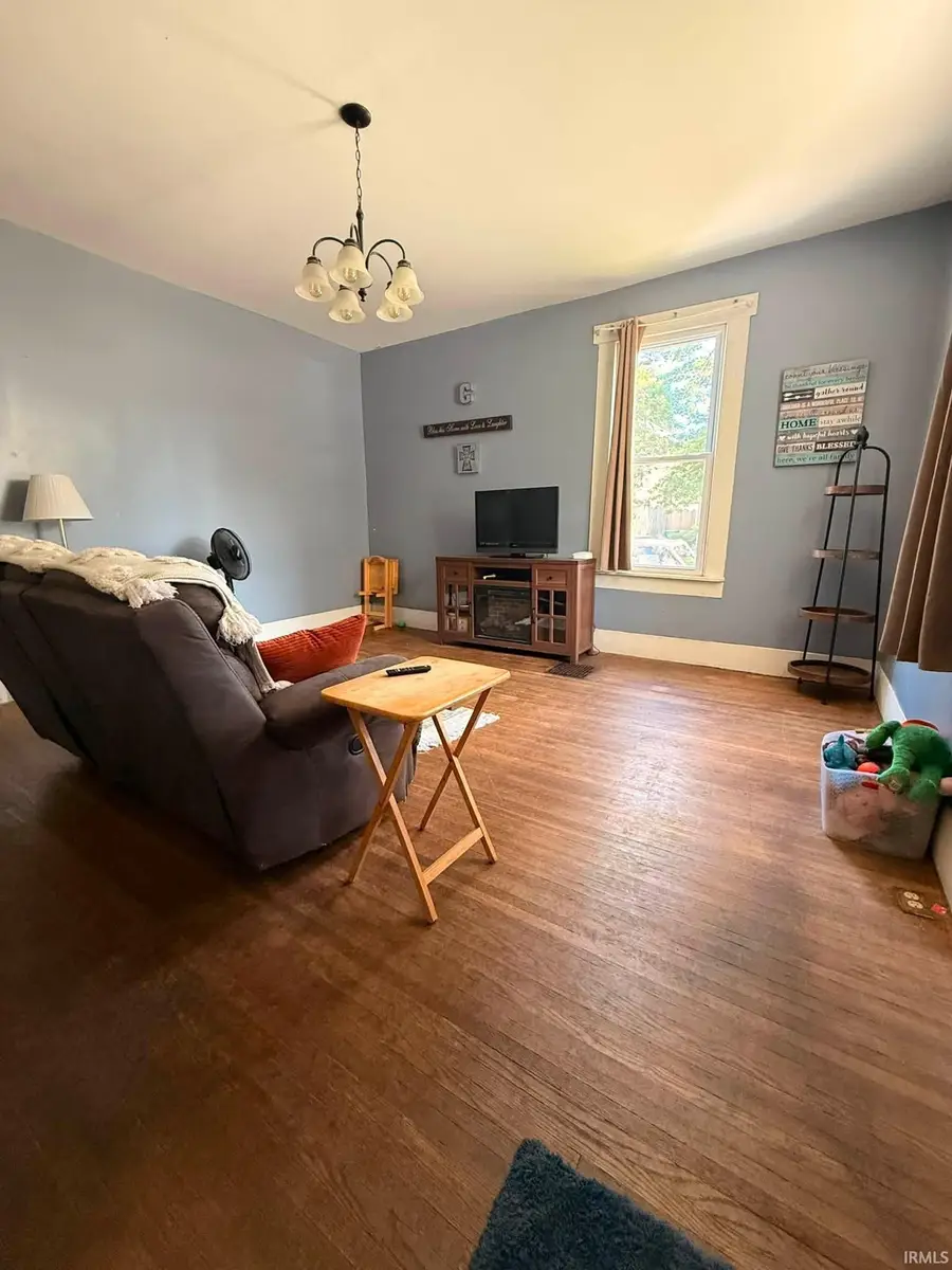 728 Church Street, Vincennes, IN 47591 - #2