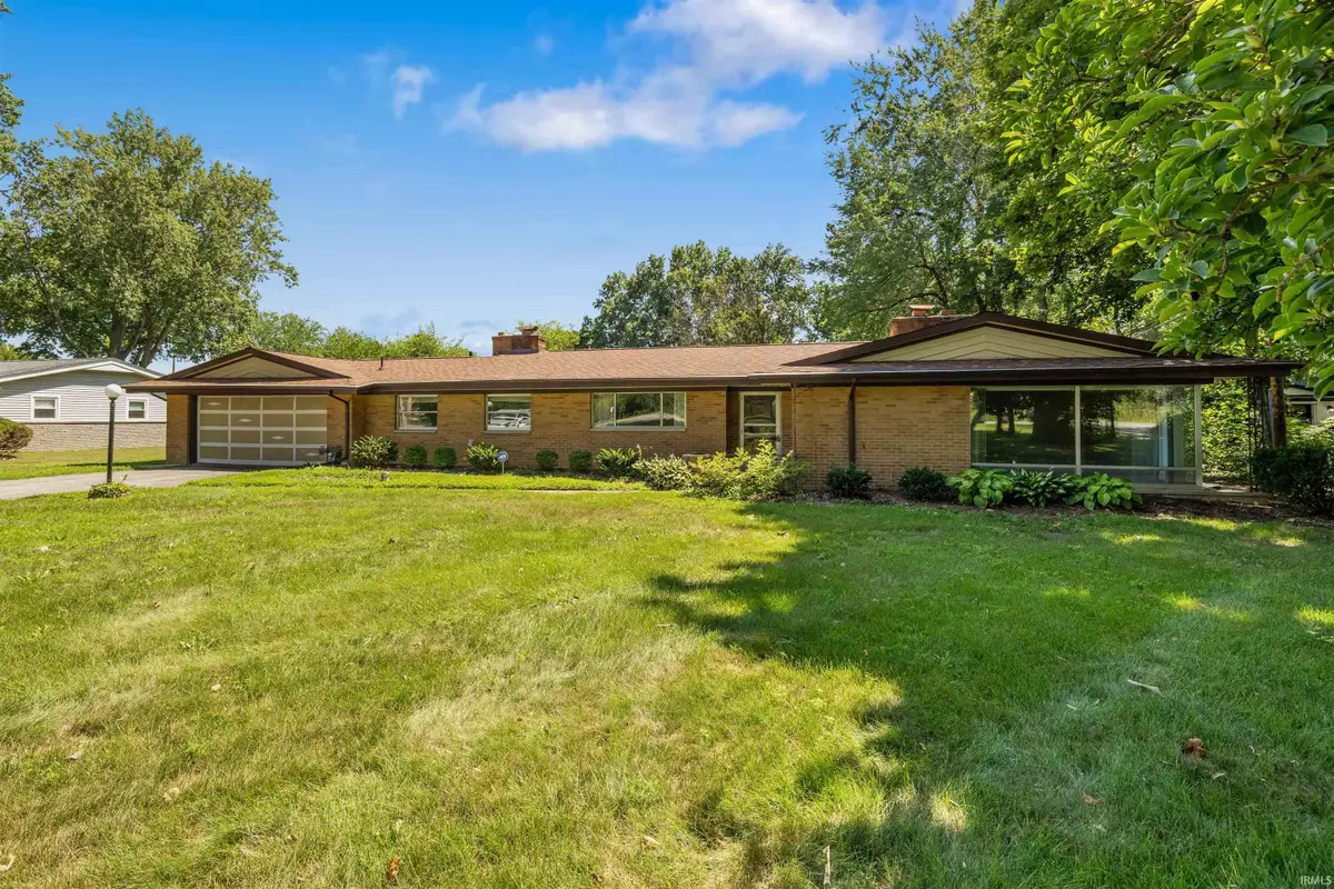 8438 Stellhorn Road, Fort Wayne, IN 46815 - #1