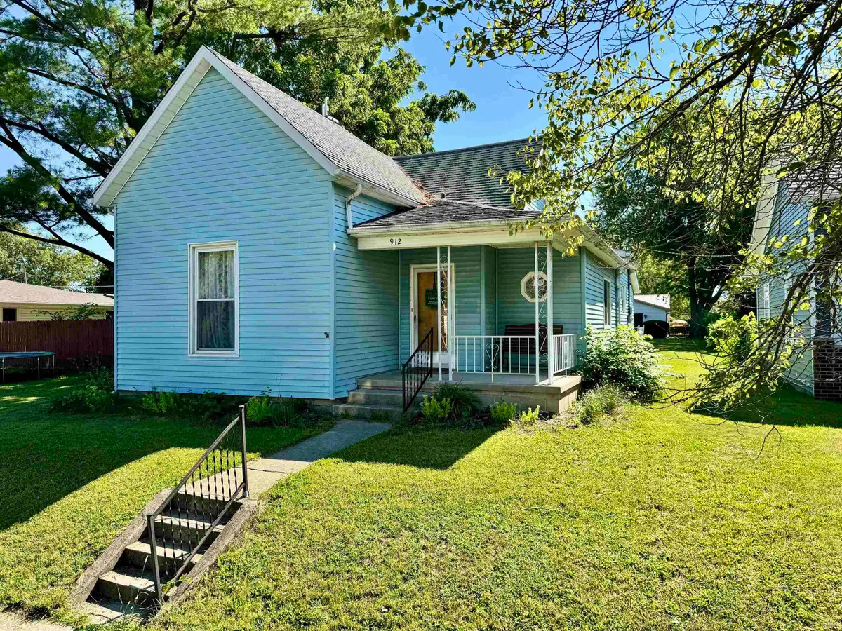 912 N Monroe Street, Hartford City, IN 47348 - #1