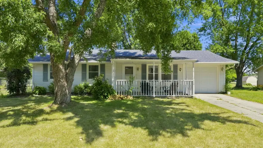 610 E South Street, Garrett, IN 46738 - #2