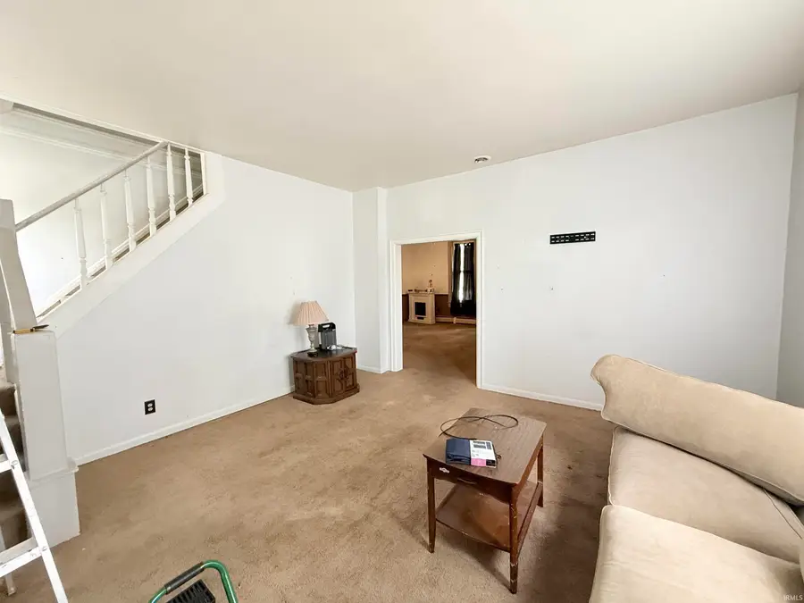 125 E Johnson Street, Wolcott, IN 47995 - #3