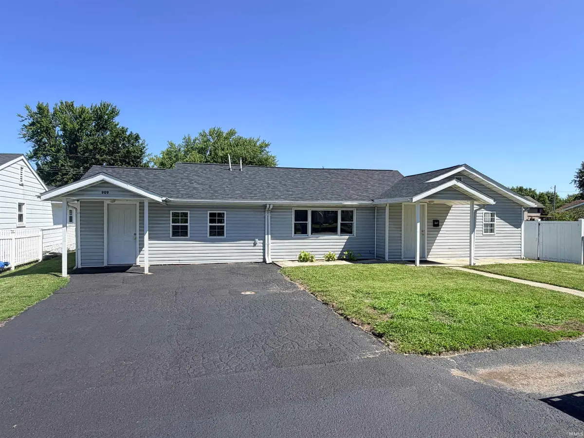 909 E North F Street, Gas City, IN 46933 - #1