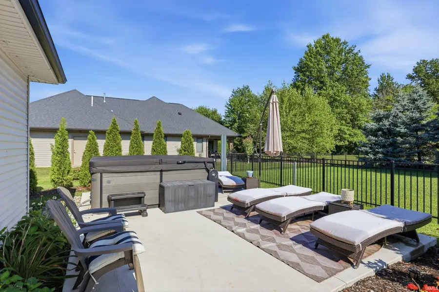 8405 Legends Parkway, Fort Wayne, IN 46835 - #3