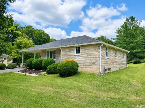 937 Vinegar Hill Road, Bedford, IN 47421