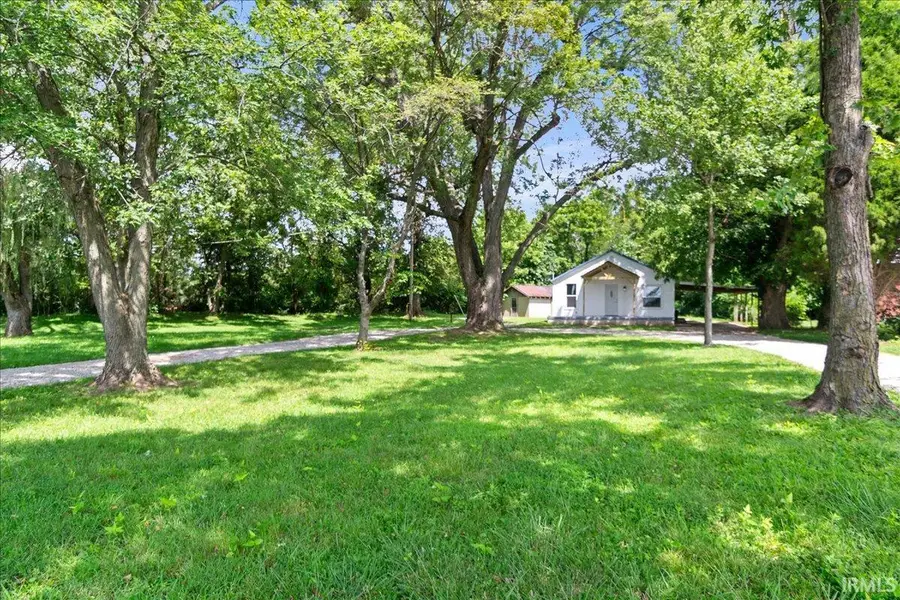 212 E 150 S, Princeton, IN 47670 - #2