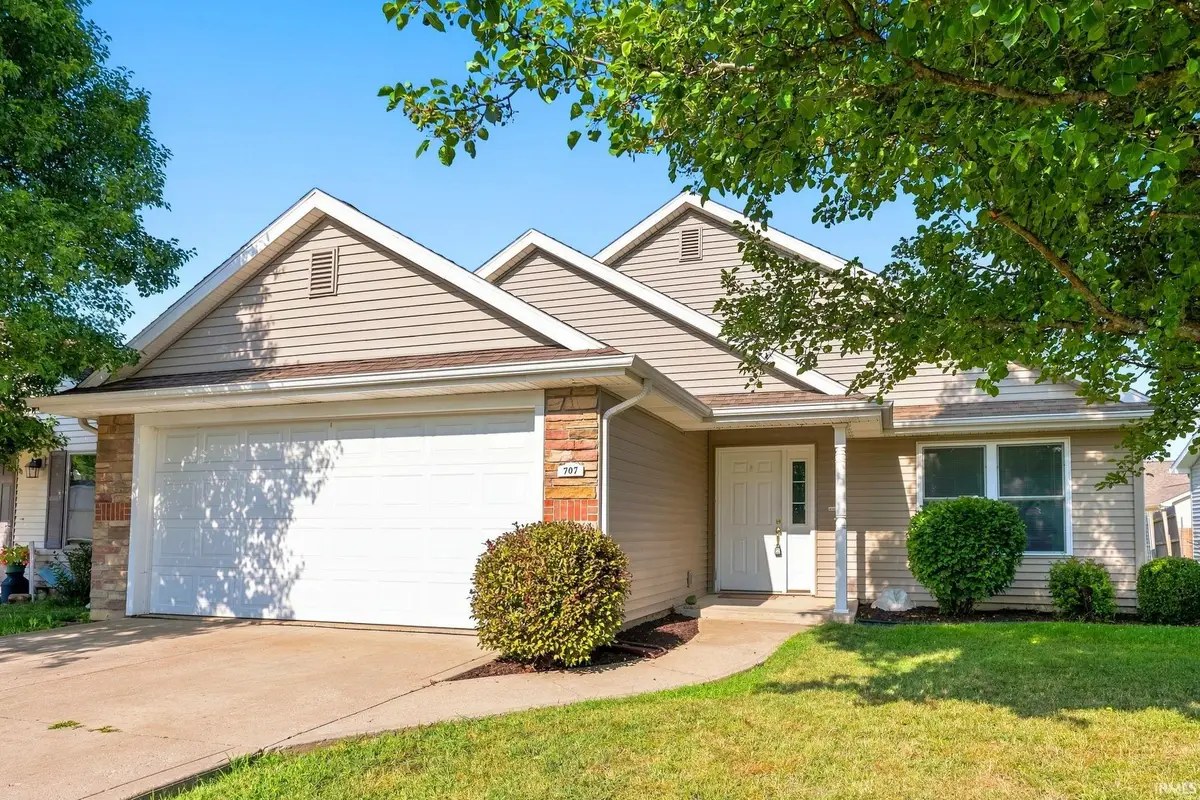 707 N Burke Street, Columbia City, IN 46725 - #1