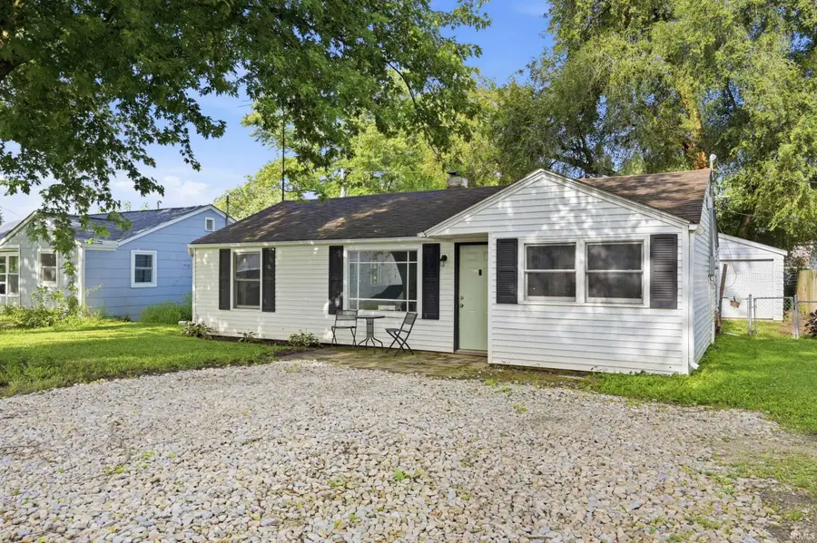 1713 S Oakdale Drive, Yorktown, IN 47396 - #2