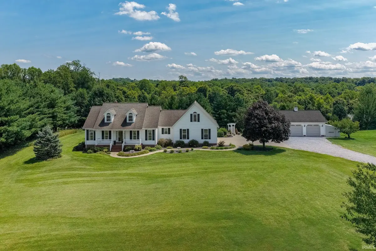 4810 S 50 E, Huntingburg, IN 47542 - #1