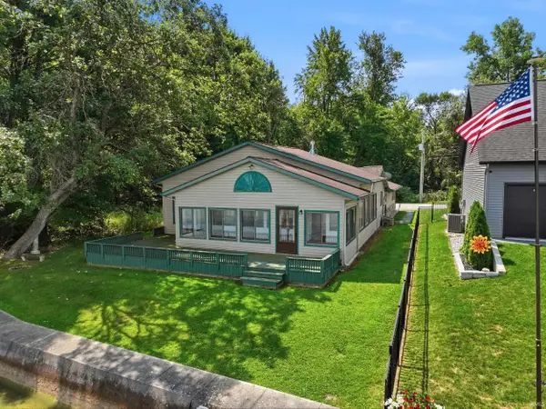 0545 E 680 S, Wolcottville, IN 46795