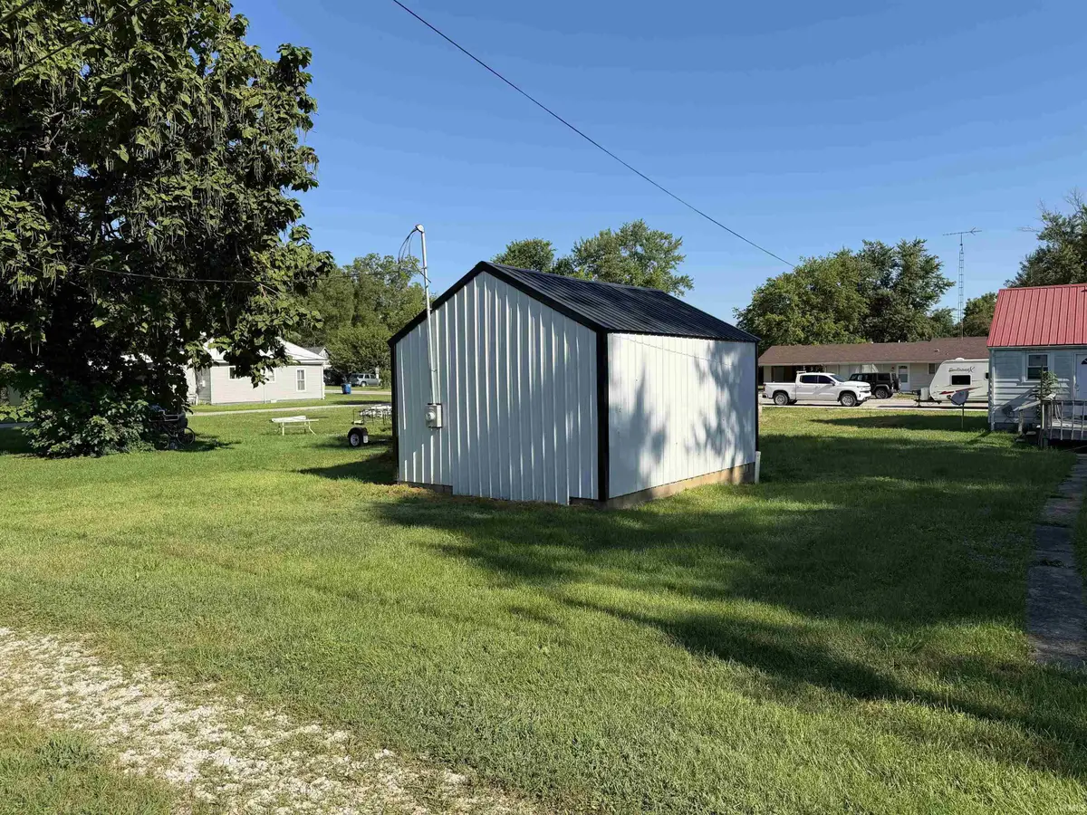 204 E Grissom Avenue, Mitchell, IN 47446 - #1