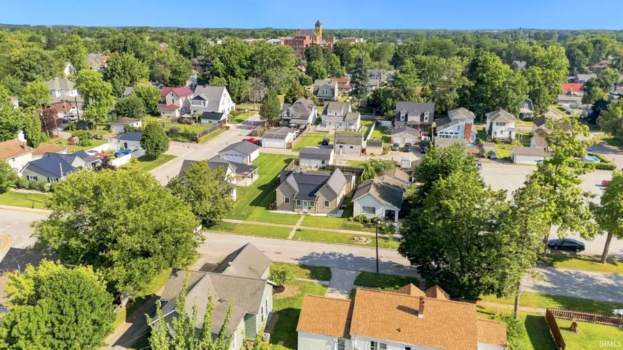 209 E Ohio Street, Bluffton, IN 46714 - #3