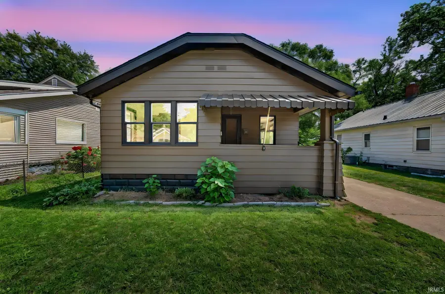 614 S 28th Street, South Bend, IN 46615 - #2